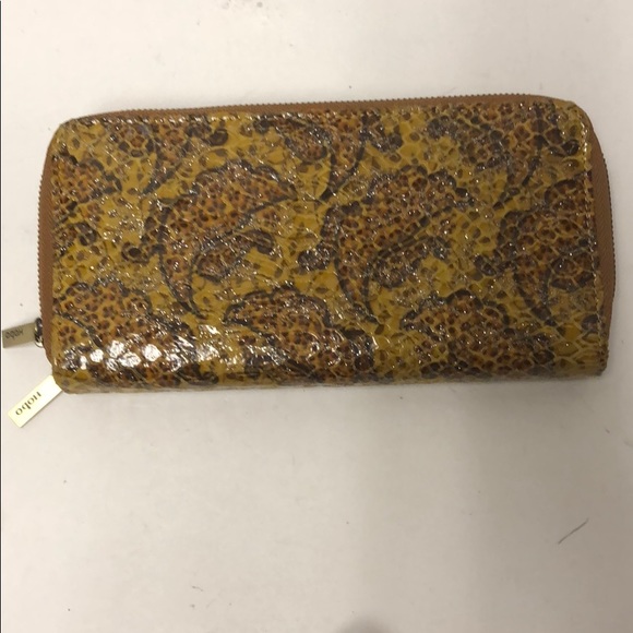 Hobo Wallet Autumn Paisley Grain Leather New - Picture 7 of 7